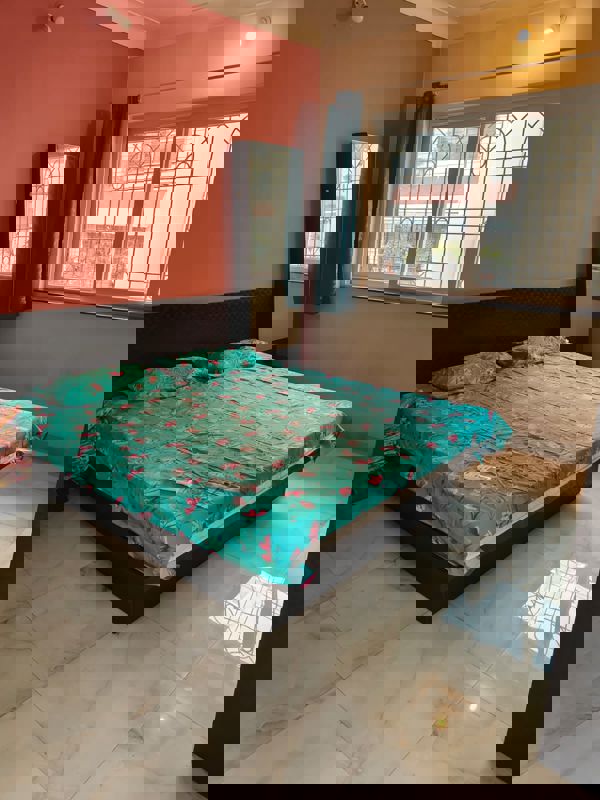 1 Rk  750 Sq.Mt. Apartment in Gera Landmark