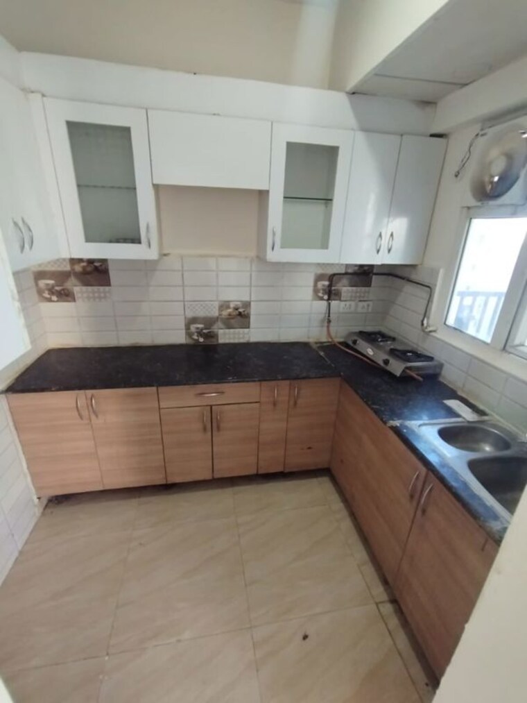 Kitchen, maxblis-grand-wellington 3 Bedroom 2050 Sq.Ft. Apartment In Sector 75 Noida 10222540
