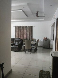 3 BHK + Pooja Room Builder Floor For Rent in Sector 21D