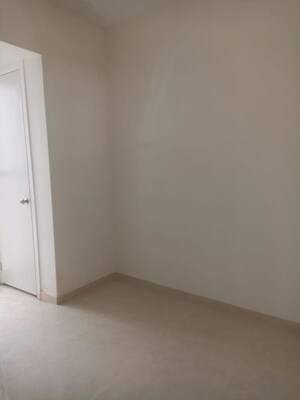 Room in 4 BHK Apartment at Runwal Bliss, Kanjurmarg East – for Rent