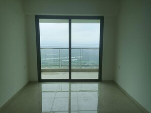 Room in 4 BHK Apartment at Runwal Bliss, Kanjurmarg East – for Rent