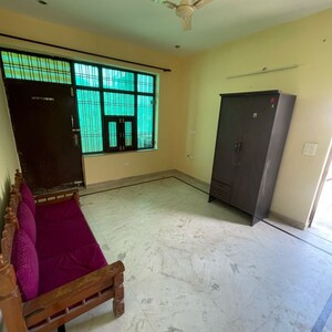 Living Room in 1 BHK Independent House at Sector 21d – for Rent