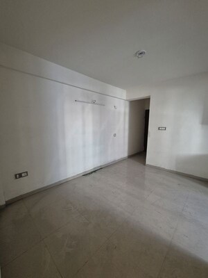 Room in 3 BHK Apartment at ROF Aalayas, Sector 102 – for Rent