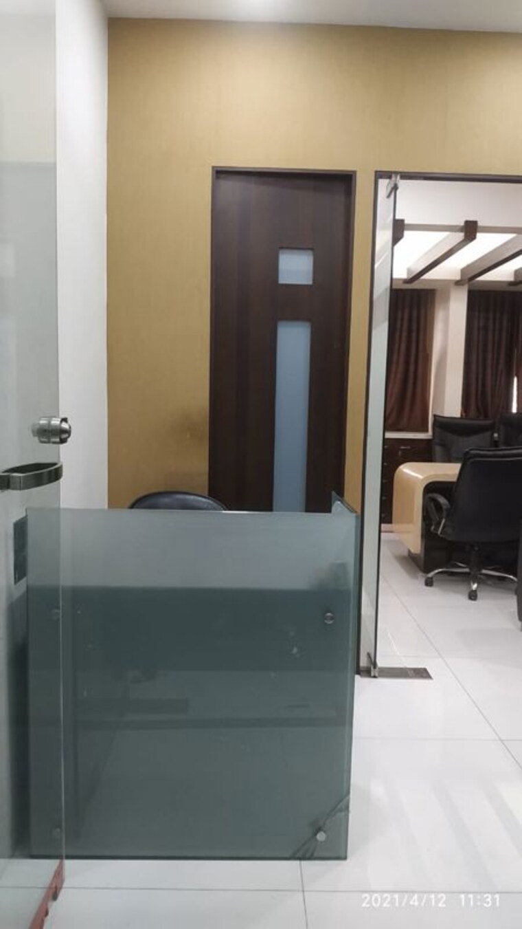 Bathroom, ghatkopar west Commercial Office Space 500 Sq.Ft. In Ghatkopar West Mumbai 10222611