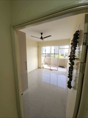 Room in 2 BHK Apartment at Pyramid Midtown, Sector 59 – for Rent