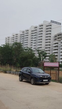 2 BHK Apartment For Rent in Pyramid Midtown