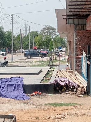  Plot For Sale in Sector 75