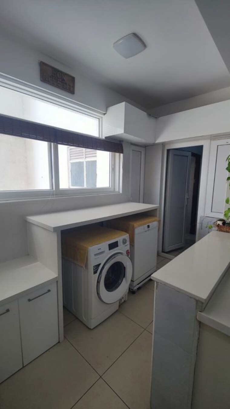 Kitchen, prestige-falcon-city 4 Bedroom 2689 Sq.Ft. Apartment In Konanakunte Bangalore 10222522