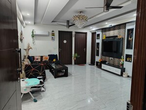 3 BHK Builder Floor For Rent in Sector 15