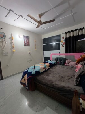 Parking in 3 BHK Builder Floor at Sector 15 – for Rent