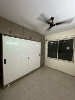 Room in 2 BHK Apartment at Prestige Finsbury Park Hyde, Bagaluru – for Rent