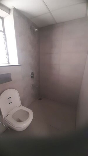Bathroom in 2 BHK Apartment at Mahindra Alcove, Chandivali – for Rent
