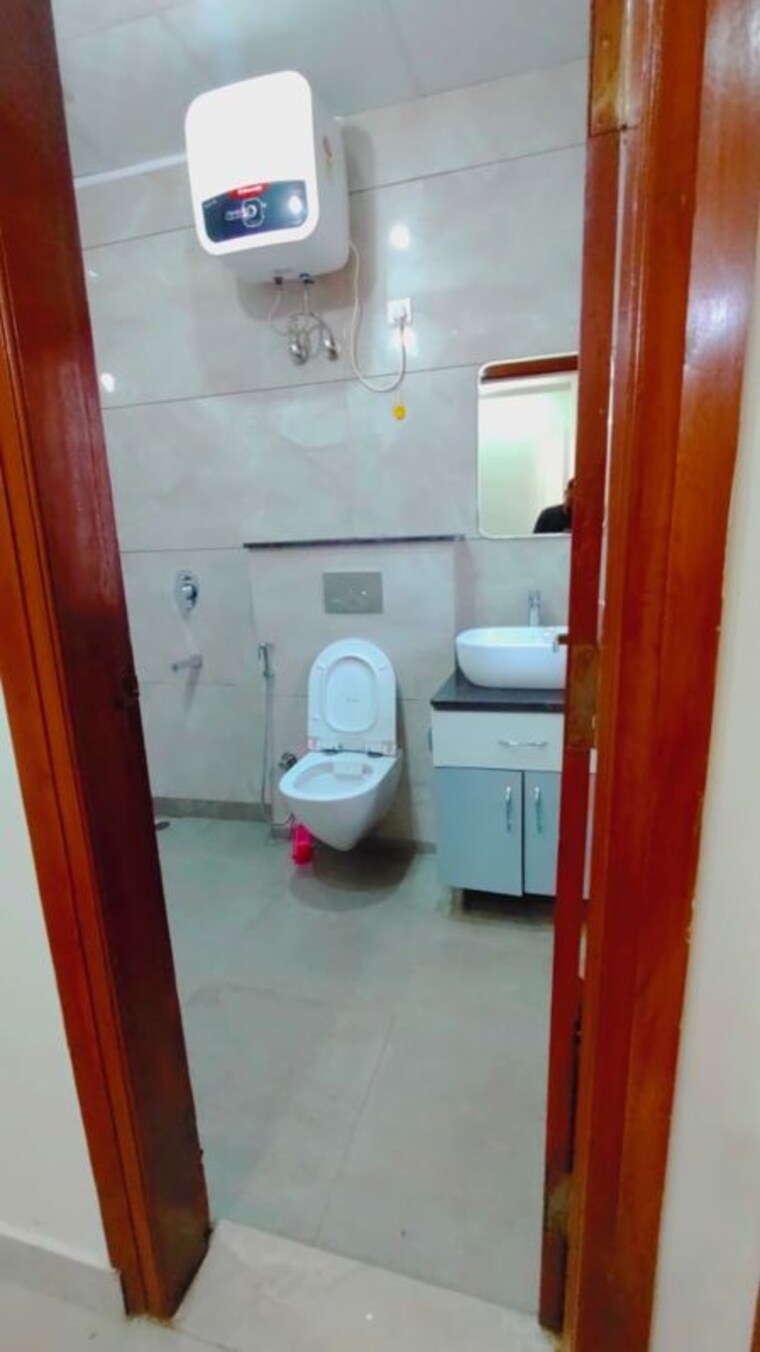 Bathroom, kohli-one-malibu-town 1 RK 530 Sq.Ft. Builder Floor In Sector 47 Gurgaon 10222755