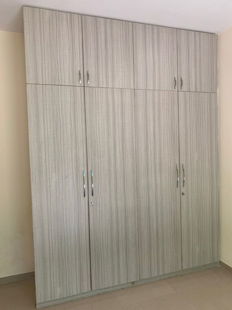 undefined, emaar-emerald-estate 3 Bedroom 267 Sq.Yd. Builder Floor In Sector 65 Gurgaon 10222758