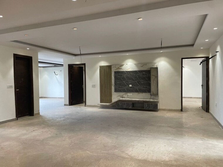 Room, sector 21a 4 Bedroom 500 Sq.Yd. Builder Floor In Sector 21a Faridabad 10222819