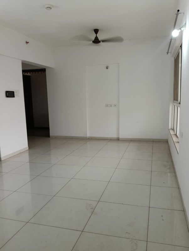 2 BHK 740 Sq.Ft. Apartment in Kolte Patil Western Avenue
