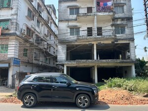  Showroom – Exterior View View at Garia - for Sale