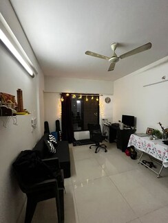 1 BHK + Pooja Room Apartment For Rent in Camelot Society