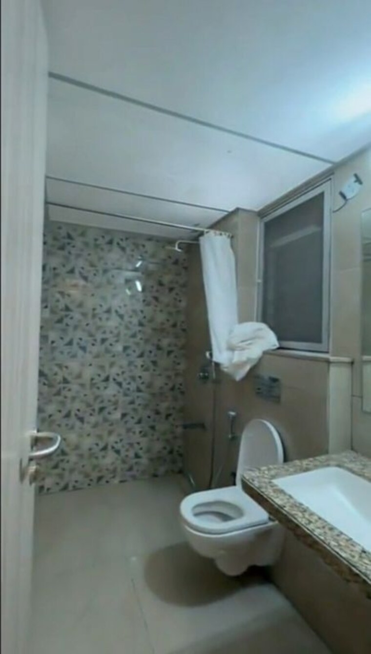 Bathroom, wadhwa-dukes-horizon 3 Bedroom 1430 Sq.Ft. Apartment In Chembur Mumbai 10222854