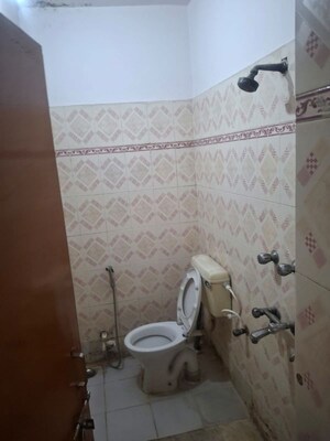Bathroom in 2 BHK Independent House at Gomti Nagar – for Rent