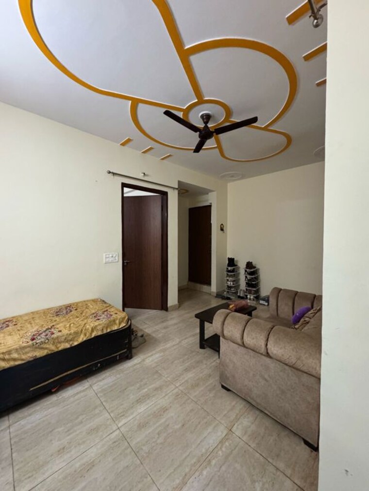 Bedroom, sector 21 2 Bedroom 236 Sq.Yd. Builder Floor In Sector 21 Gurgaon 10222846