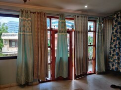 1 BHK + Pooja Room Builder Floor For Rent in Sector 21