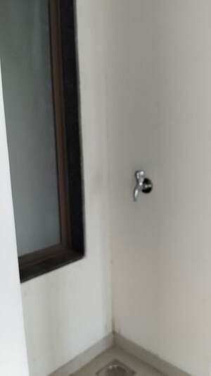 Room in 1.5 BHK Apartment at Runwal My City Phase II Cluster 05, Dombivli East – for Rent