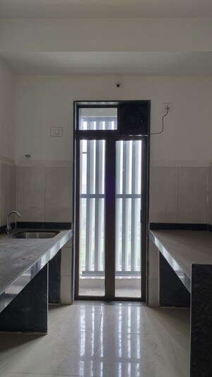 Room in 1.5 BHK Apartment at Runwal My City Phase II Cluster 05, Dombivli East – for Rent