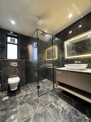 Kitchen in 3 BHK Builder Floor at Dlf Phase ii – for Sale