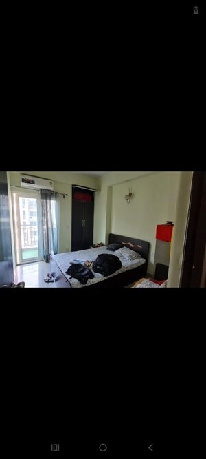 Bedroom in 2.5 BHK Apartment at Mahagun Moderne, Sector 78 – for Rent
