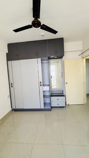 Room in 2 BHK Apartment at Zara Rossa, Sector 112 – for Rent