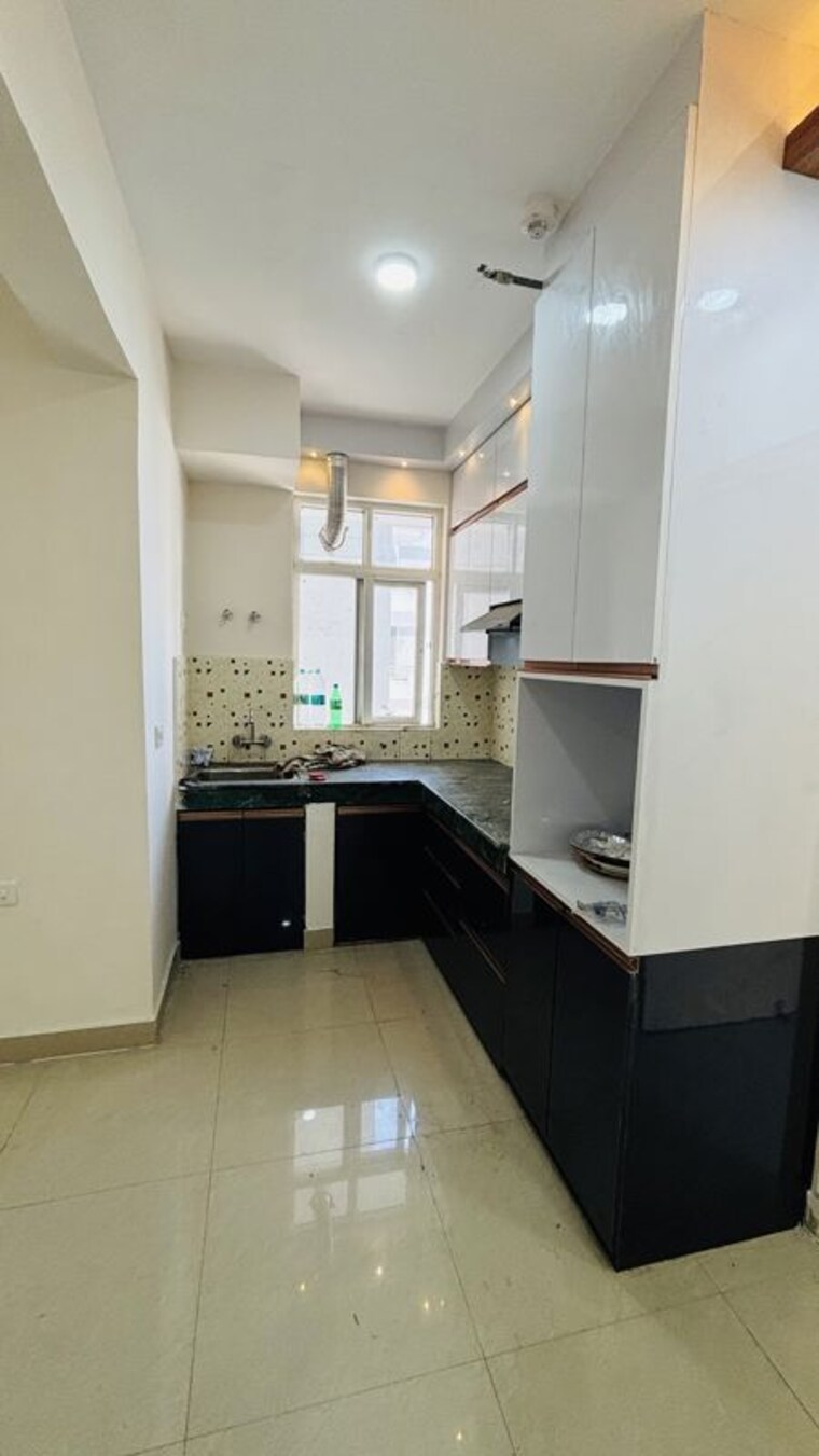 Kitchen, zara-rossa 2 Bedroom 600 Sq.Ft. Apartment In Sector 112 Gurgaon 10222918