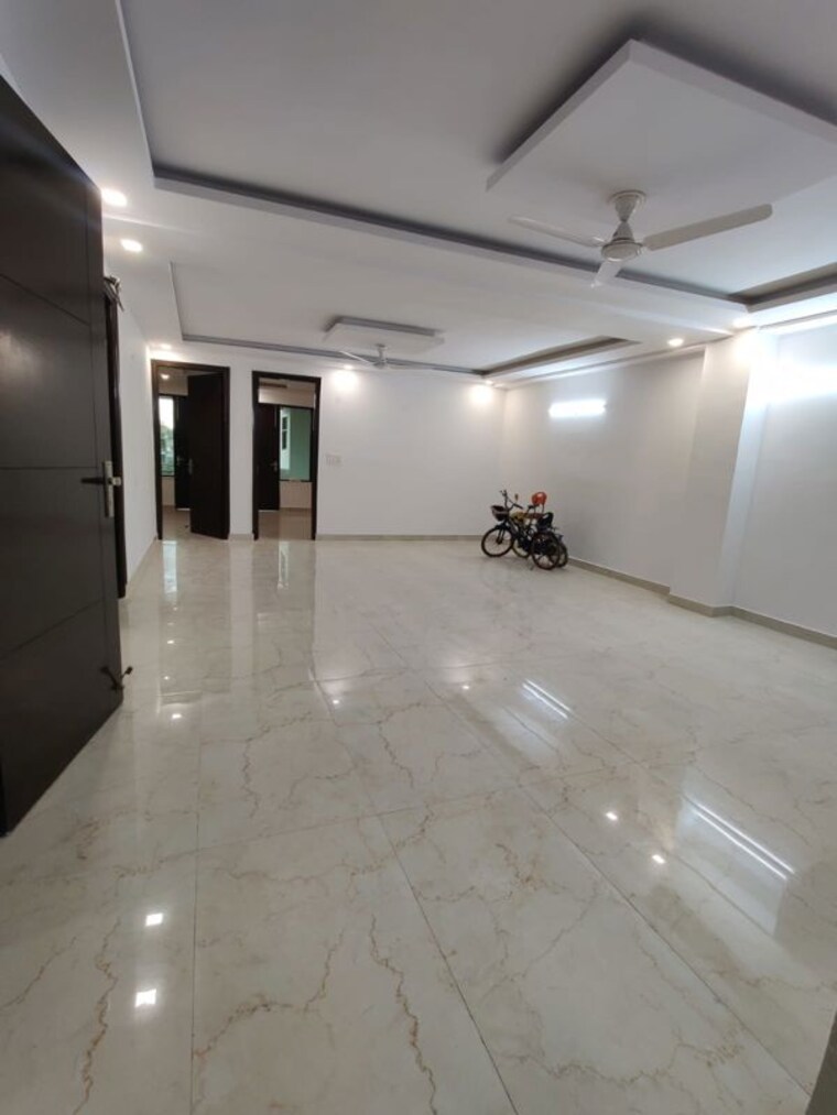 Room, green fields colony 3 Bedroom 1805 Sq.Ft. Builder Floor In Green Fields Colony Faridabad 10222962