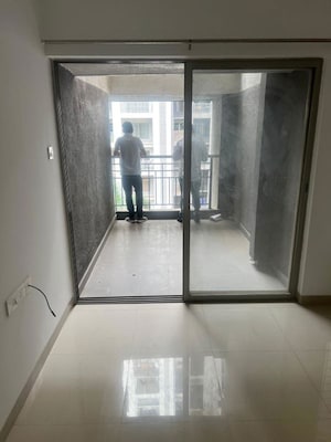 Room in 3.5 BHK Apartment at Brahma F Residences, Kalyani Nagar – for Rent