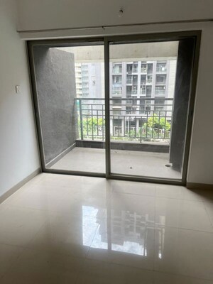 Room in 3.5 BHK Apartment at Brahma F Residences, Kalyani Nagar – for Rent