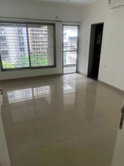 3.5 BHK + Pooja Room,Servant Room,Study Room,Extra Room Apartment For Rent in Brahma F Residences