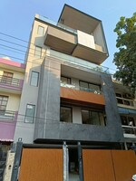 3 BHK + Servant Room 1800 Sq.Ft. Builder Floor in South City 1