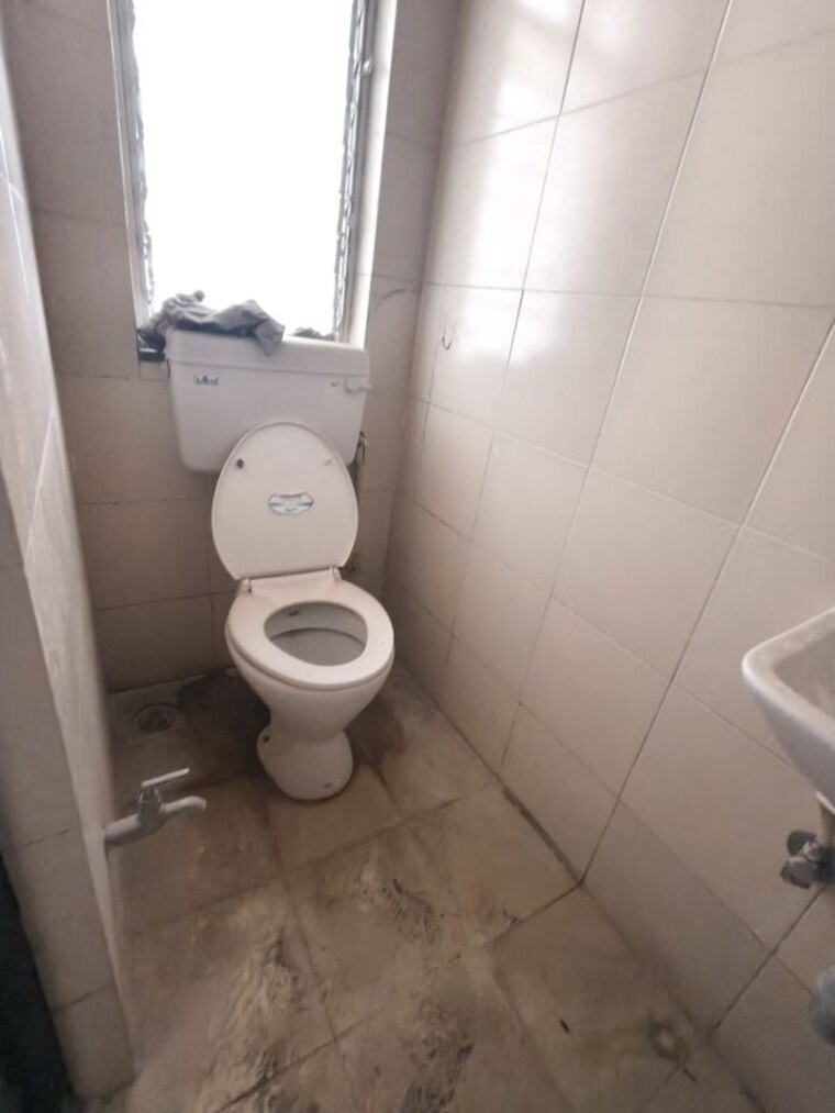 Bathroom, pra-the-lake-district 3 Bedroom 1580 Sq.Ft. Apartment In Kondhwa Pune 10190378