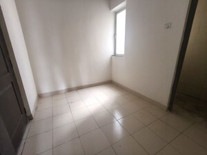 Study Room in 3 BHK Apartment at PRA The Lake District, Kondhwa – for Sale