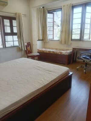 Bedroom in 2 BHK Apartment at Bandra West – for Rent