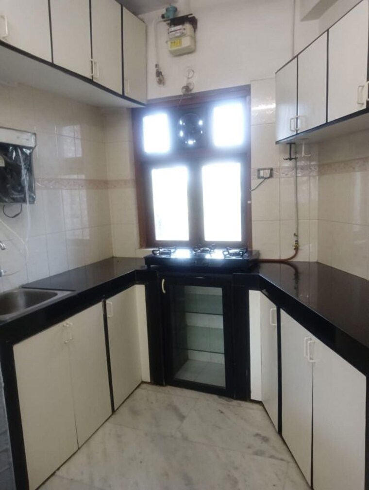 Kitchen, bandra west 2 Bedroom 850 Sq.Ft. Apartment In Bandra West Mumbai 10222984