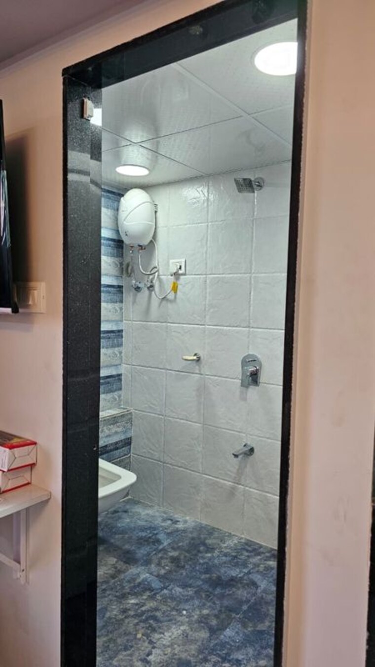 Bathroom, royal-palms 1 RK 350 Sq.Ft. Apartment In Goregaon East Mumbai 10222987