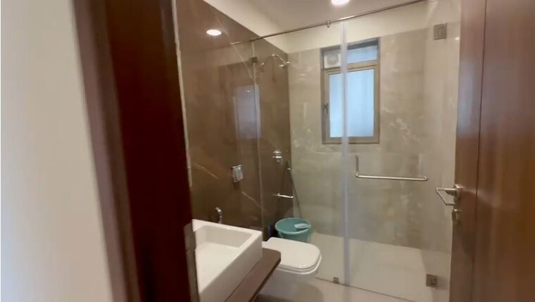 Bathroom, supreme-elenor 3 Bedroom 1495 Sq.Ft. Apartment In Chembur Mumbai 10222959