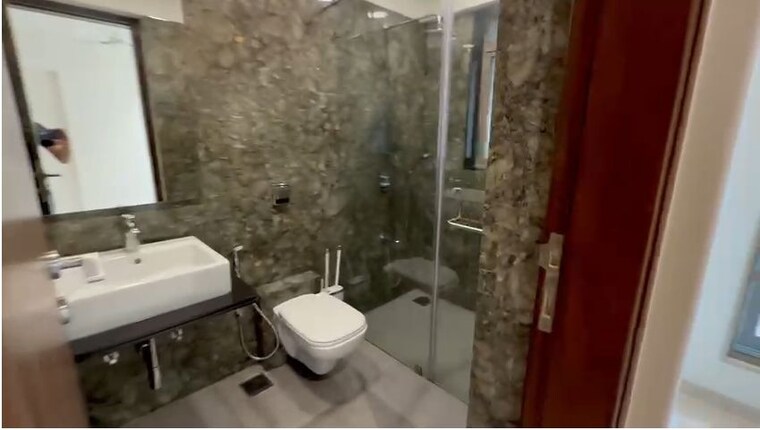 Bathroom, supreme-elenor 3 Bedroom 1495 Sq.Ft. Apartment In Chembur Mumbai 10222959