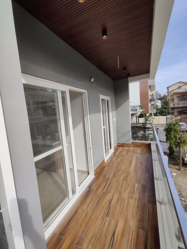 Balcony, capital-heights-niranjanpur 4 Bedroom 111 Sq.Ft. Independent House In Gms Road Dehradun 10223001