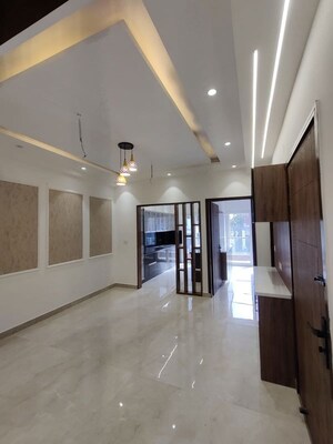 Room in 4 BHK Independent House at Capital Heights Niranjanpur, Gms Road – for Sale