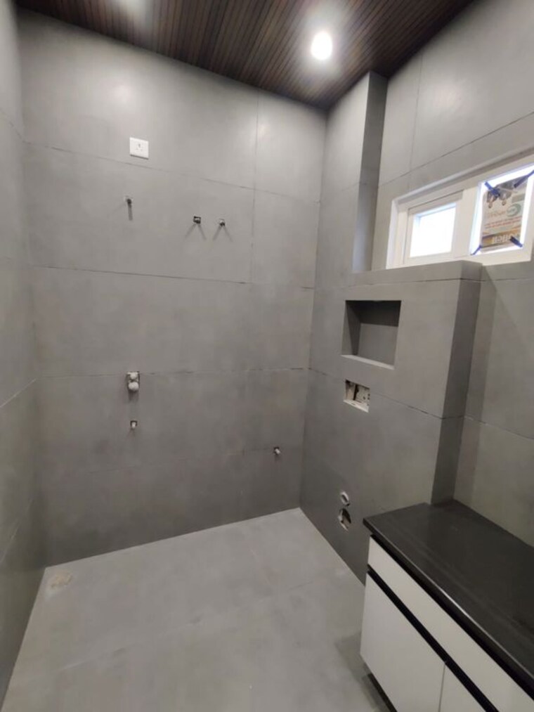 Bathroom, capital-heights-niranjanpur 4 Bedroom 111 Sq.Ft. Independent House In Gms Road Dehradun 10223001