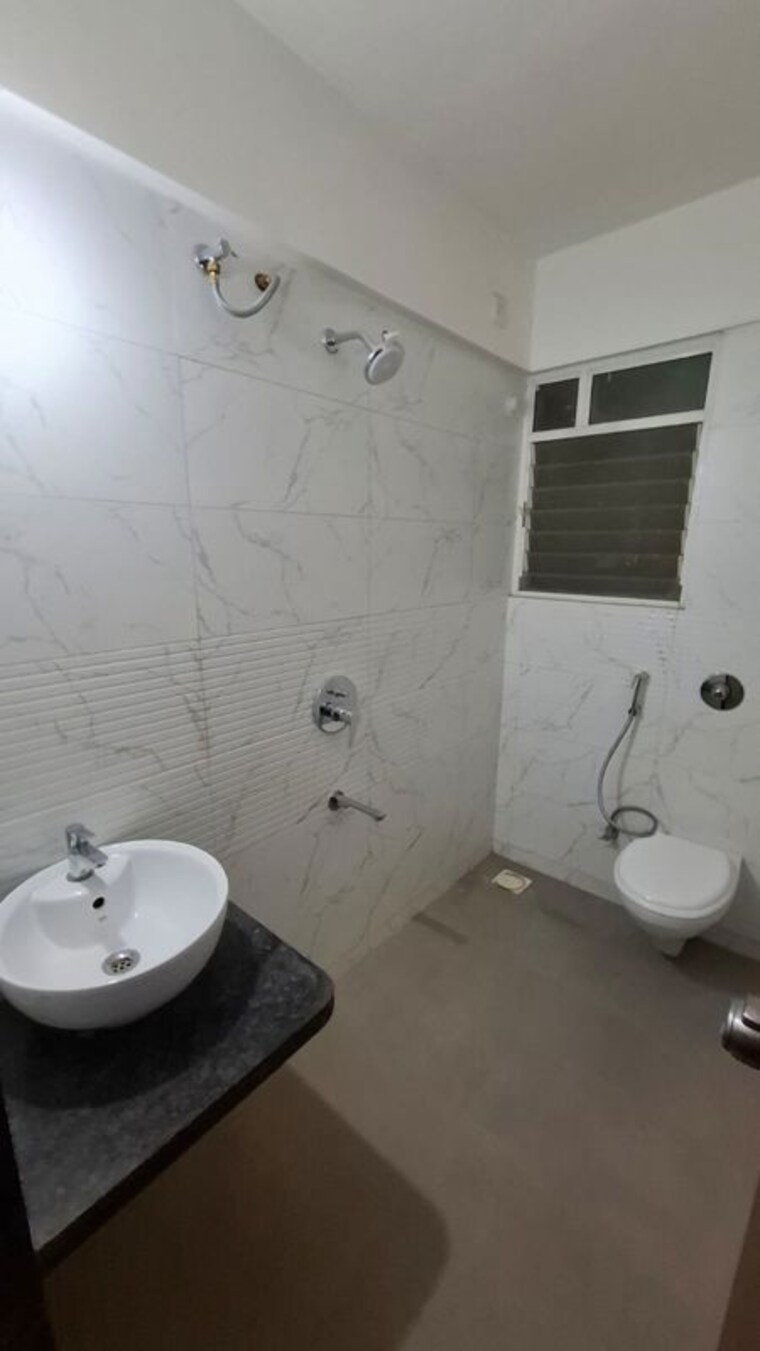 Bathroom, chaphalkar-elina-lite 3 Bedroom 1475 Sq.Ft. Apartment In Mohammadwadi Pune 10222998