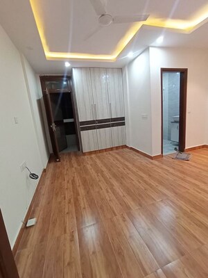 Room in 2 BHK Builder Floor at Malviya Nagar – for Rent