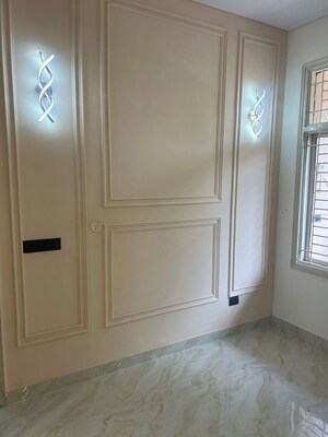 Room in 4 BHK Builder Floor at Malibu Town – for Sale